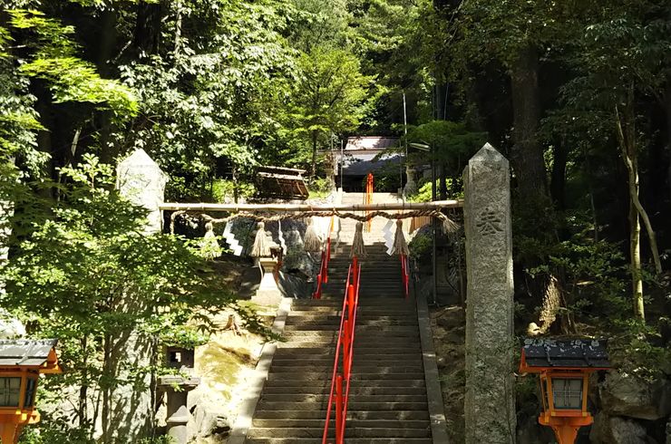 売布神社